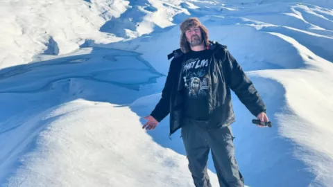 /famosos/youtuber-adam-the-woo-encontrado-sin-vida-casa-pb-notas