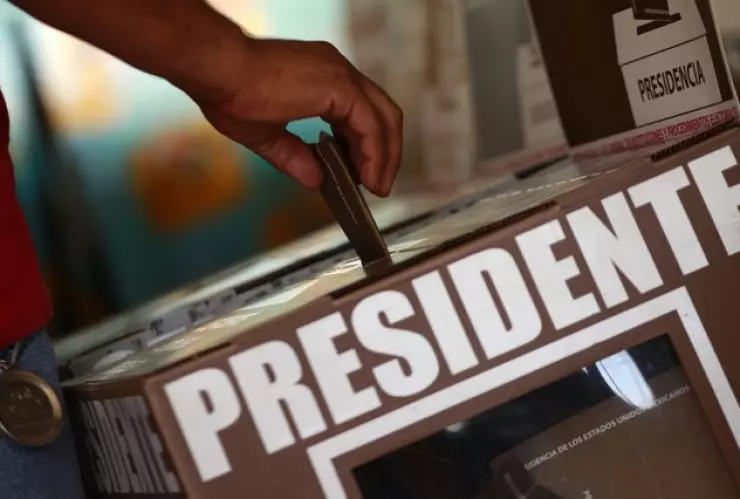 Peso mexicano avanza por normalidad democratica en eleccion