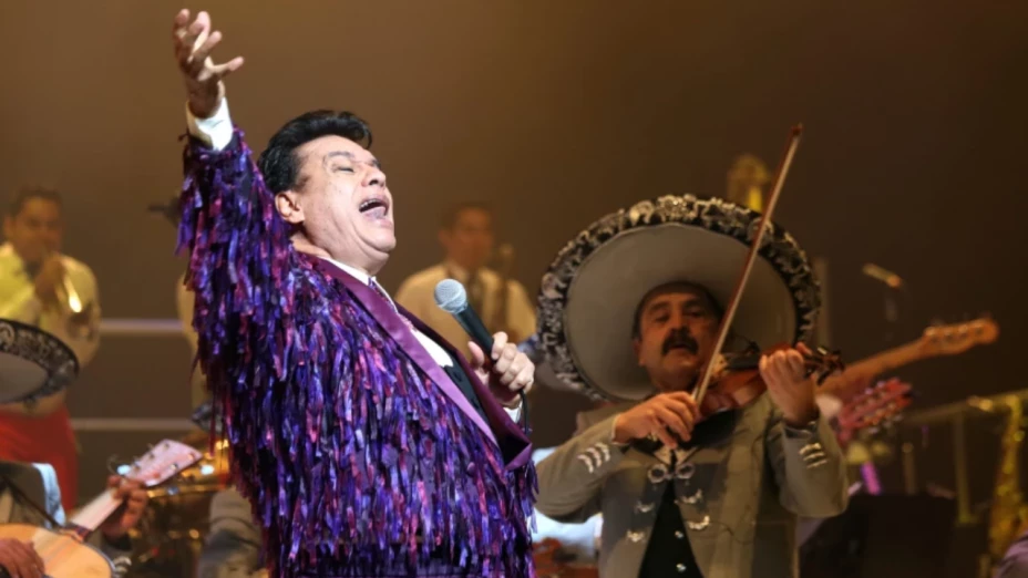 7 Canciones que cantas y no sabías que Juan Gabriel las escribió