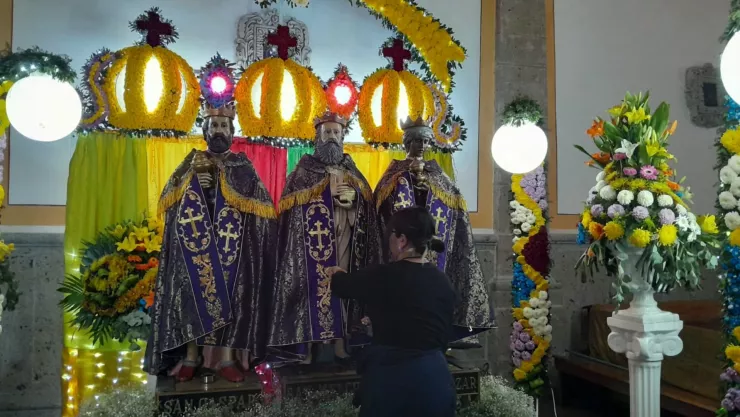 Mantienen la devoción a los Reyes Magos de Cajititlán agradecen las bendiciones recibidas