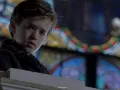 Escena de la película ‘El Sexto Sentido’ (Sixth Sense) con Halley Jeol Osment y Bruce Willis por Azteca 7.