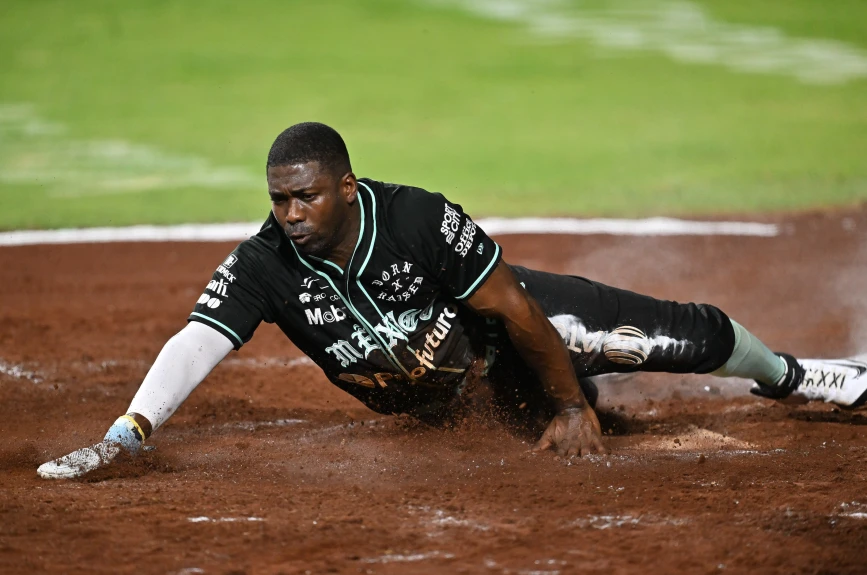 Diablos Rojos del México vencen 5-4 a Piratas de Campeche juego 4