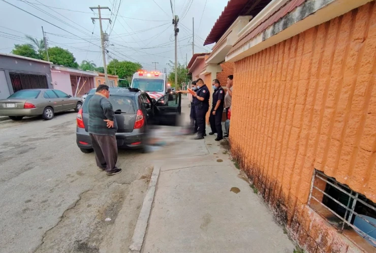 Abuelita MUERE en las calles de Nora Quintana; sus familiares intentaron SALVARLE la vida