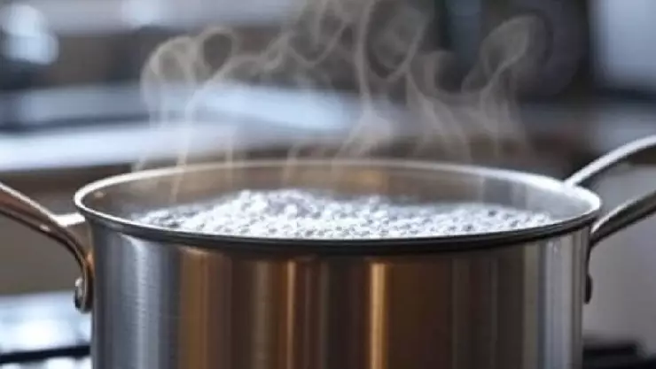 Muerte niña olla hirviendo