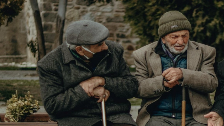 Para-qué-pensionados-aplica-el-pago-adelantado-por-Semana-Santa-2024