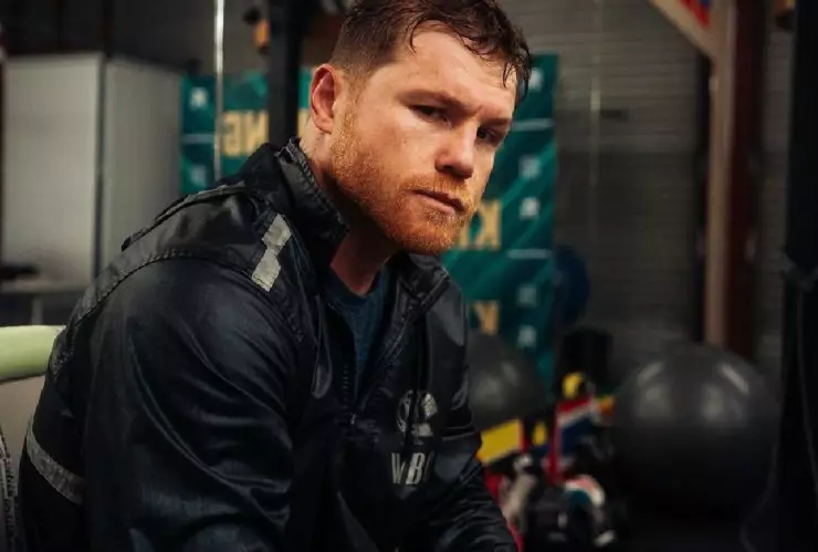 Canelo Álvarez confiesa que sufrió de parálisis facial por estrés