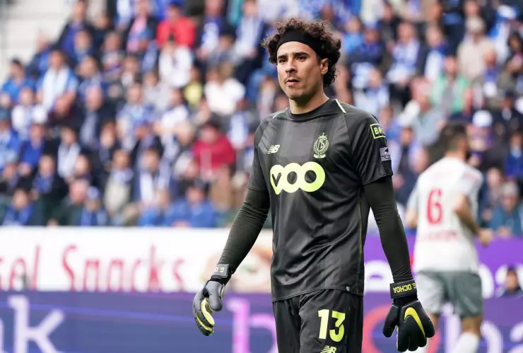 Memo Ochoa Bélgica