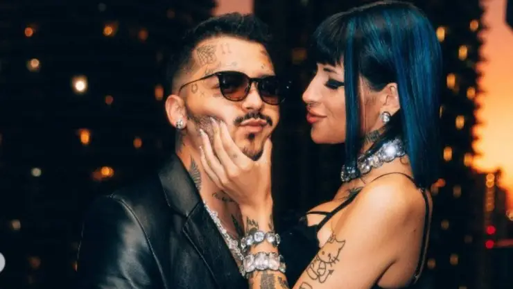 Le piden a Cazzu cantar El Sapito de Belinda y así reaccionó