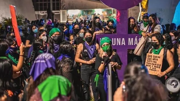 ¿Se debe felicitar a las mujeres en el Día Internacional de la Mujer