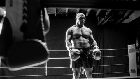 Mike Tyson pelea el 28 de noviembre a las 11 P.M. TV Azteca