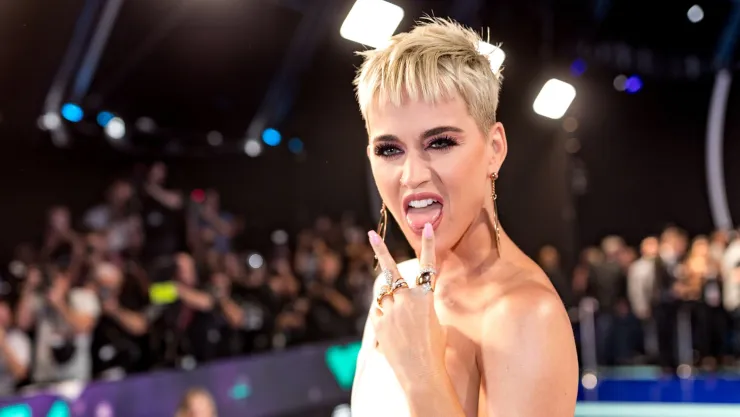 katy perry causa polemica por su nueva cancion