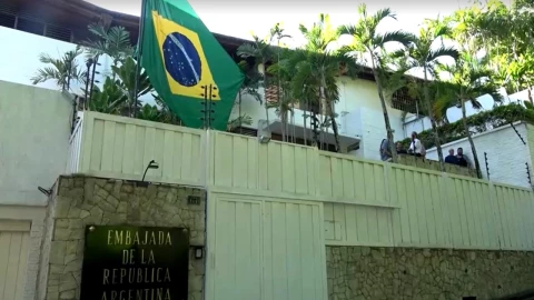 Venezuela-revoca-autorización-para-que-Brasil-represente-los-intereses-de-Argentina-en-su-territorio