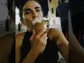 Karla comiendo helado.jpg