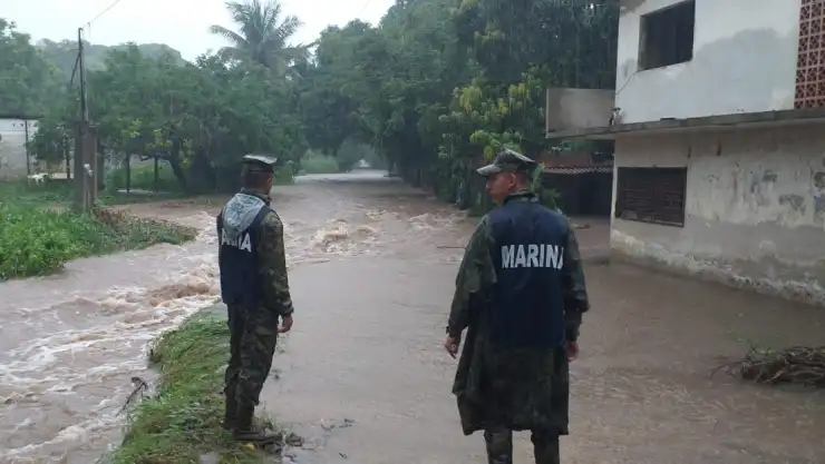 MARINA-LLUVIAS-MICHOACÁN.jpg