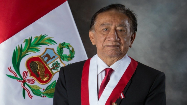 Congreso-de-Perú-designa-a-José-María-Balcázar-como-presidente-interino.webp