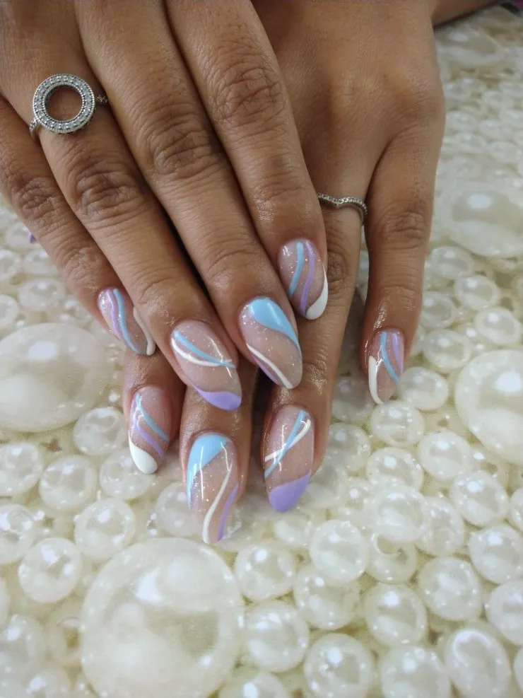 9 modelos de manicura transparente que quedan para cualquier ocasión: uñas cortas o largas se ven bien