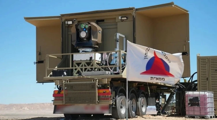 VIDEO: ¿Cómo funciona el Iron Beam? El poderoso sistema con láser que usa Israel