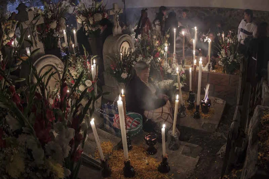 Altares de muerto