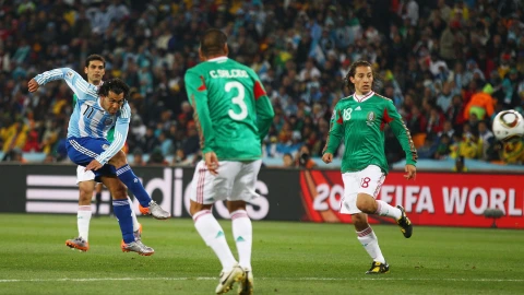 Argentina v Mexico: 2010 FIFA World Cup - Round of Sixteen