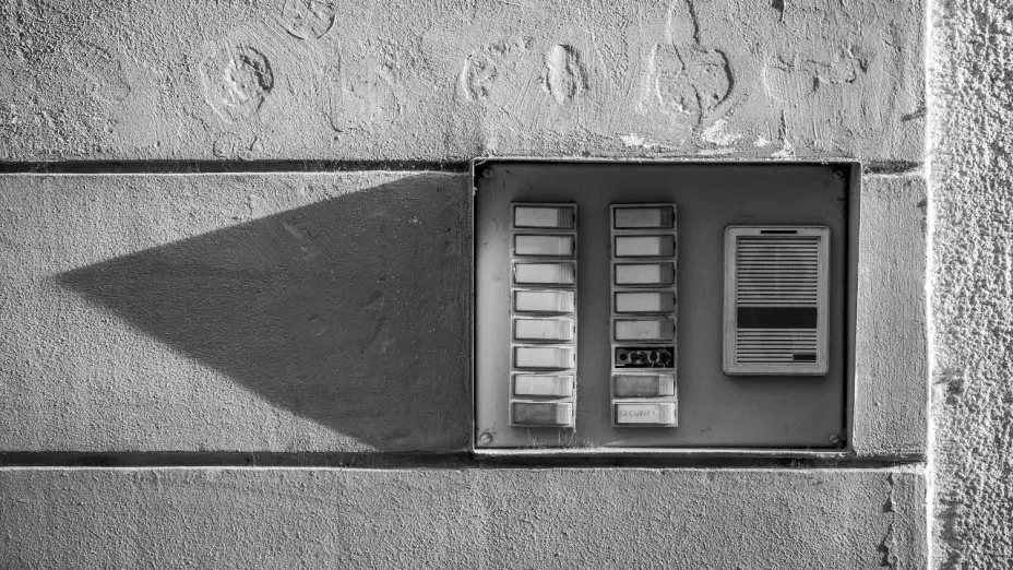 timbre-broma-tiroteo-eu