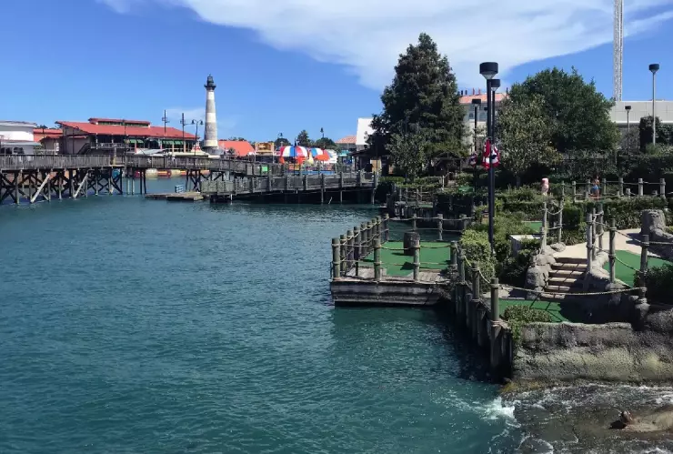 una vista de su hermoso paisaje sereno