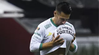 ¡El futbol está de luto! Muere Emilio Navarro Canales, hijo del exjugador del Club León, Fernando Navarro.jpg