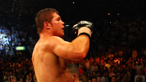 Canelo Alvarez primer título