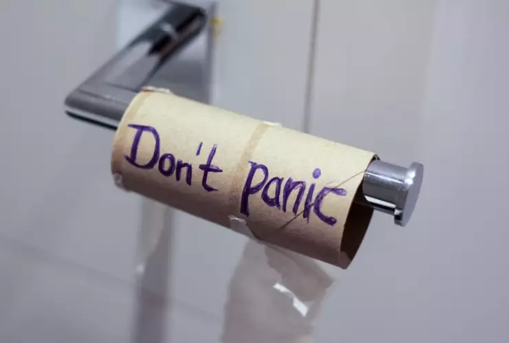 dónde tirar el papel de baño de forma correcta.jpg