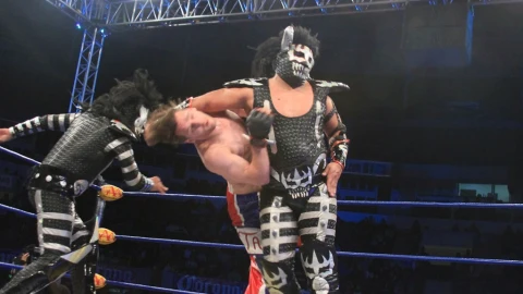 Luchador Uro Rocker