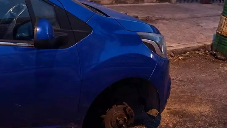 ¡Atención! Reportan ROBO de LLANTAS en Chichí Suárez; esto se sabe