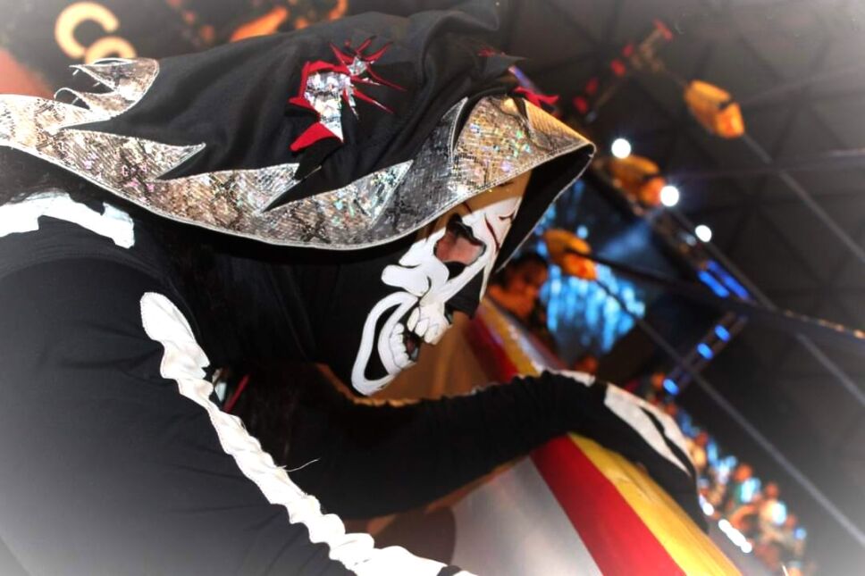Luchador La Parka AAA