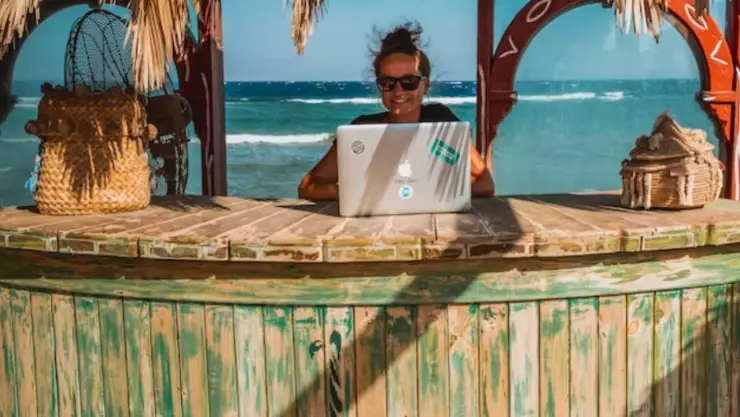 ¿Cómo ser un nómada digital y trabajar mientras VIAJAS