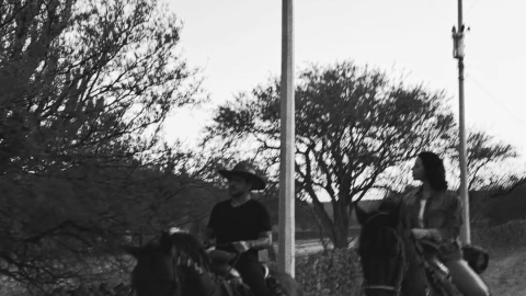 NODAL ÁNGELA AGUILAR TWITTER.JPG