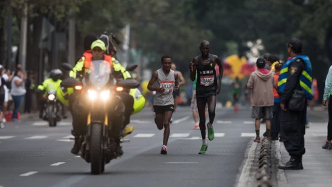 04270817JDI_MARATON_VAR_ISAACK