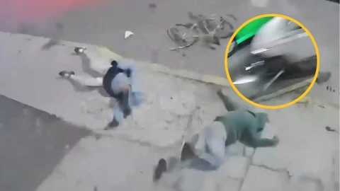 Atropellan a padre con su hija en calle 2 de abril