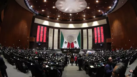 Reduccion jornada laboral en Mexico es frenada por diputados
