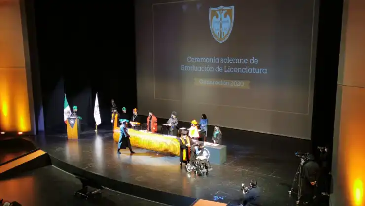 Graduación Anáhuac.jpeg