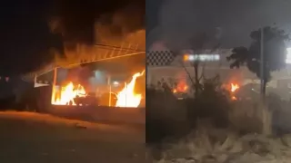 Incendio en lote de carros en Culiacán