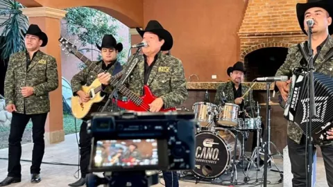 Los Cadetes de Linares sufren accidente automovilístico. (FOTOS)