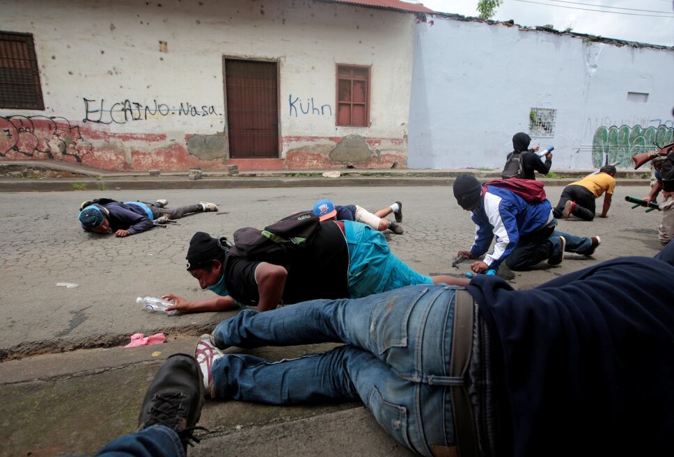Dos muertos en nueva jornada de protestas en Nicaragua