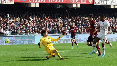 Debut de Memo Ochoa con el Salernitana