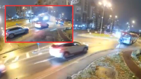 Accidente en Rumania auto sale volando