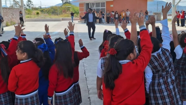 ¡Toma nota! Anuncian horario de invierno en escuelas de tres estados