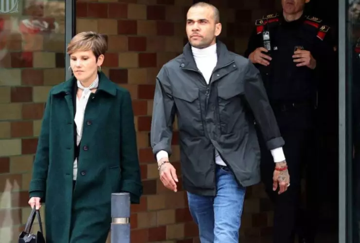 ¡No fue Neymar! Este es el AMIGO de Dani Alves que pagó su fianza