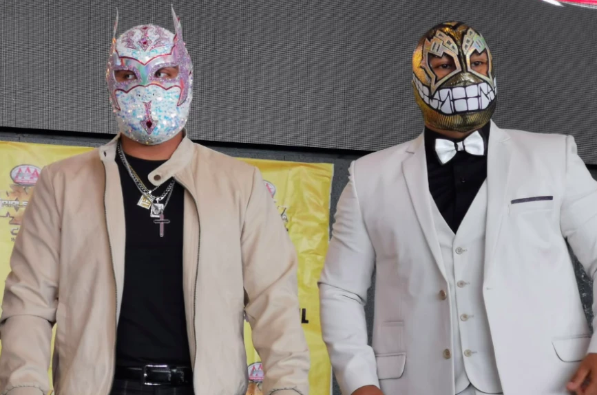 Lucha Libre AAA Triplemanía XXX cartel completo