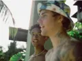 Jaden y Justin se besan.jpg
