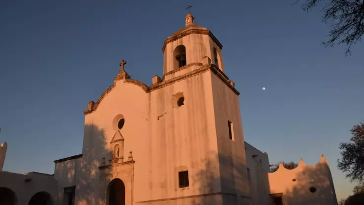 un edificio antiguo y muy popular del pueblo