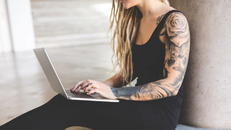 Walmart ofrece un descuento por la moderna Macbook Air