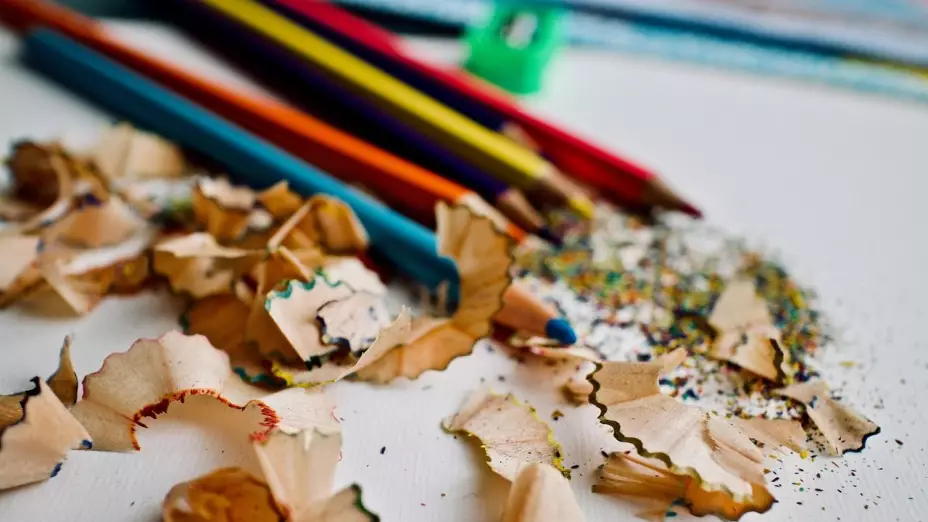 Regreso a clases 2025-2026: Consejos para adquirir útiles escolares