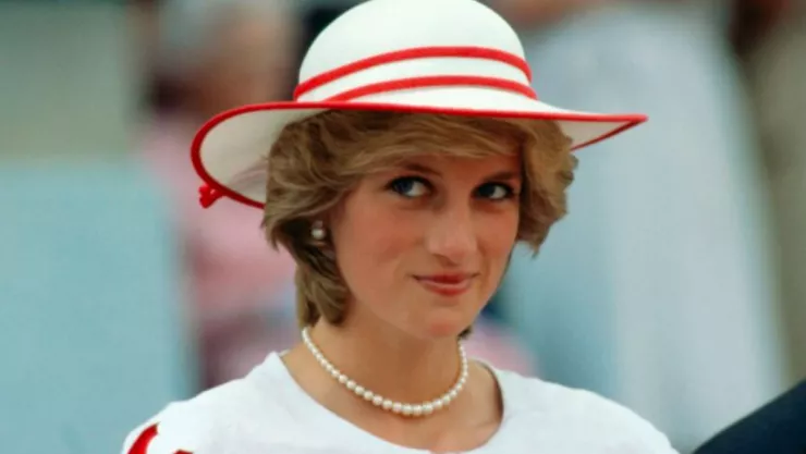 Cómo sería Lady Di como reina, según inteligencia artificial